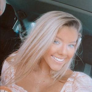 Meet your Posher, Kaylie